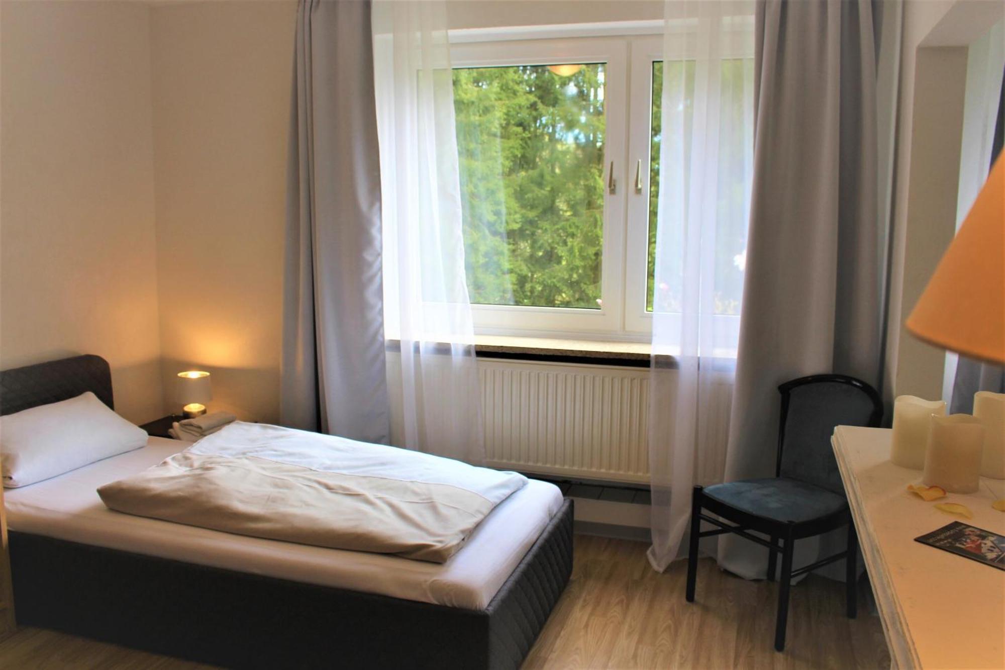 Hotel Berghof Wasserkuppe & Gaestehaus Fuldaquelle Gersfeld Camera foto